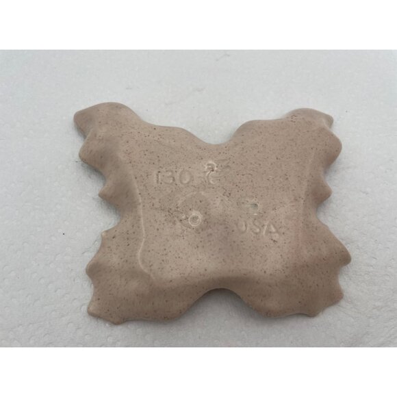 Vintage Ceramic Leaf-Shaped Trinket Dish With Intricate Swirl Design - Picture 3 of 4